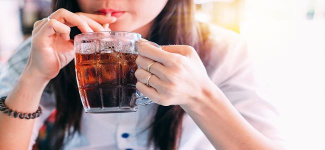 4 Reasons why Fizzy Sodas are your Enemy