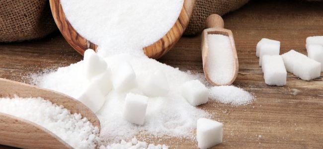 5 Effective and Natural Substitutes For Refined Sugar